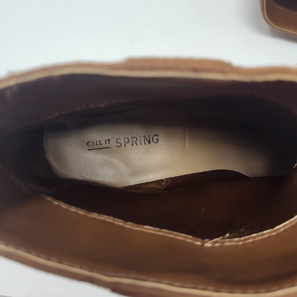 Call it Spring Faux Suede Tan Ankle Booties Boots Tan Size 7.5 Back Zipper - Picture 9 of 11
